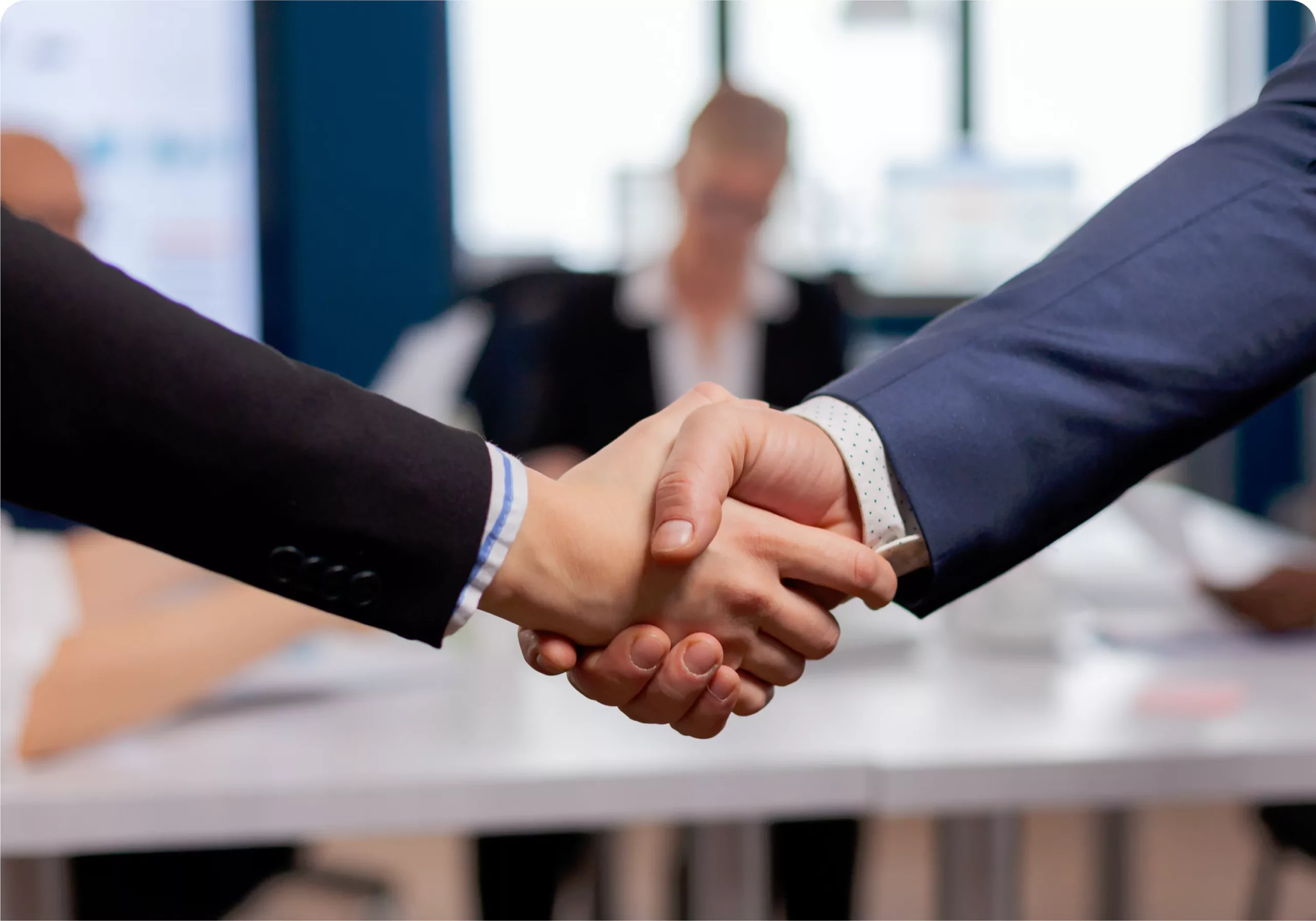 difference between staffing and recruitment